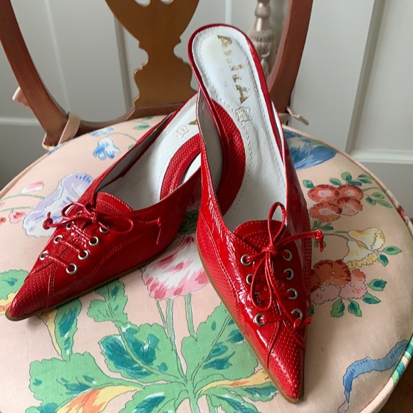 ANITA MADE IN ITALY GORGEOUS PATENT LEATHER MULES - Picture 1 of 6